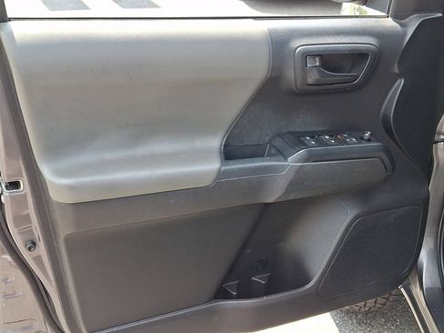 Used 2023 Toyota Tacoma SR w/ SR Convenience Package RWD image 13