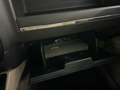 Used 2015 Jeep Patriot Latitude image 21