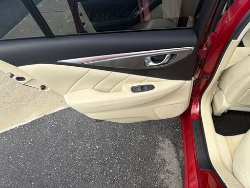 Used 2015 INFINITI Q50 Premium RWD image 37