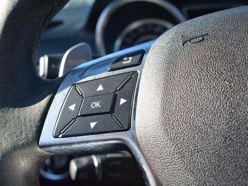 Used 2015 Mercedes-Benz ML 63 AMG 4MATIC image 38