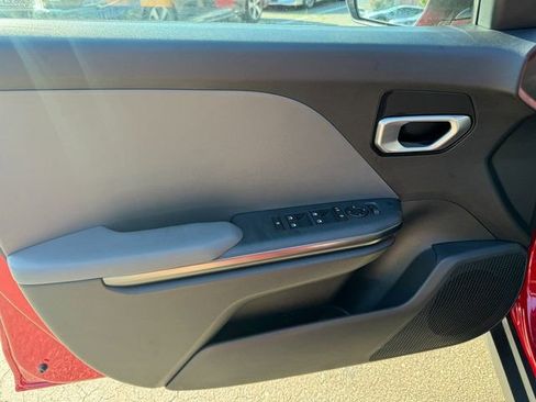 New 2025 Kia K4 LXS image 14