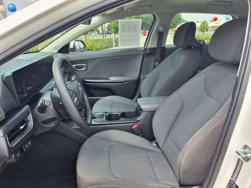 Used 2025 Kia K4 FWD image 15