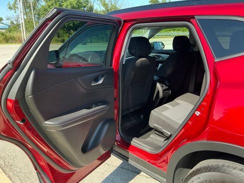 Used 2025 Chevrolet Blazer LT w/ Midnight/Sport Edition AWD/4WD image 16