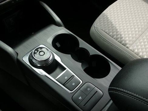 Used 2022 Ford Escape SE w/ Convenience Package image 24