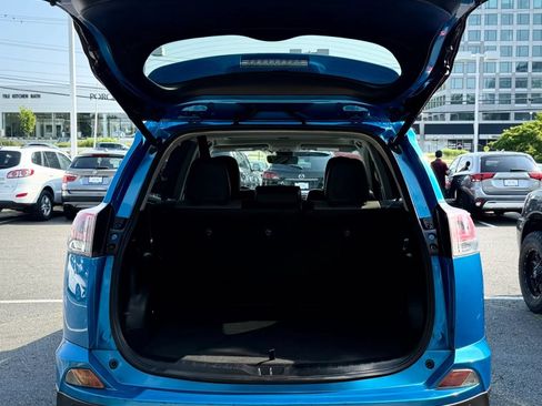 Used 2016 Toyota RAV4 Limited AWD/4WD image 41