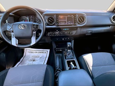 Used 2021 Toyota Tacoma TRD Sport AWD/4WD image 16