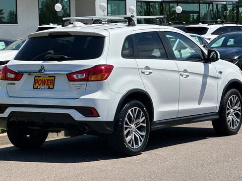 Used 2019 Mitsubishi Outlander Sport SE FWD image 4