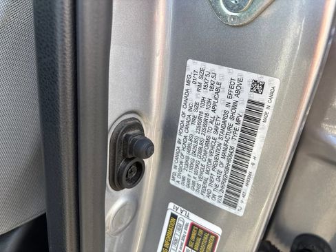 Used 2017 Honda CR-V EX image 19