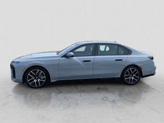 Used 2023 BMW 760i xDrive video 2