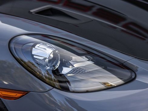 Used 2023 Porsche 718 Cayman GT4 RS image 22