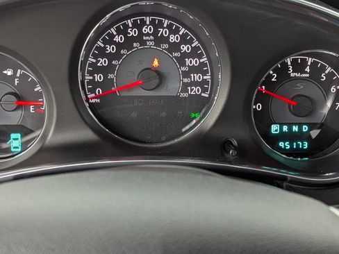 Used 2013 Chrysler 200 Limited w/ Sun/Sound Group image 18