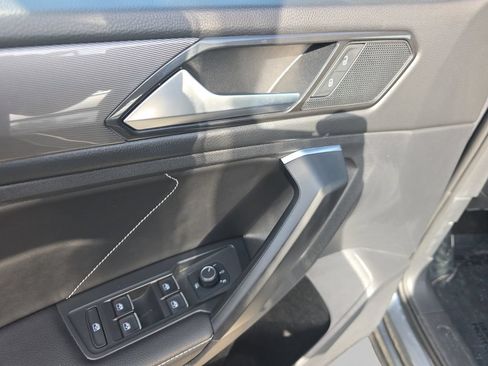 Certified 2023 Volkswagen Tiguan SE AWD/4WD image 25