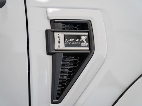 New 2025 Ford F150 Lariat w/ Equipment Group 501A Mid image 10