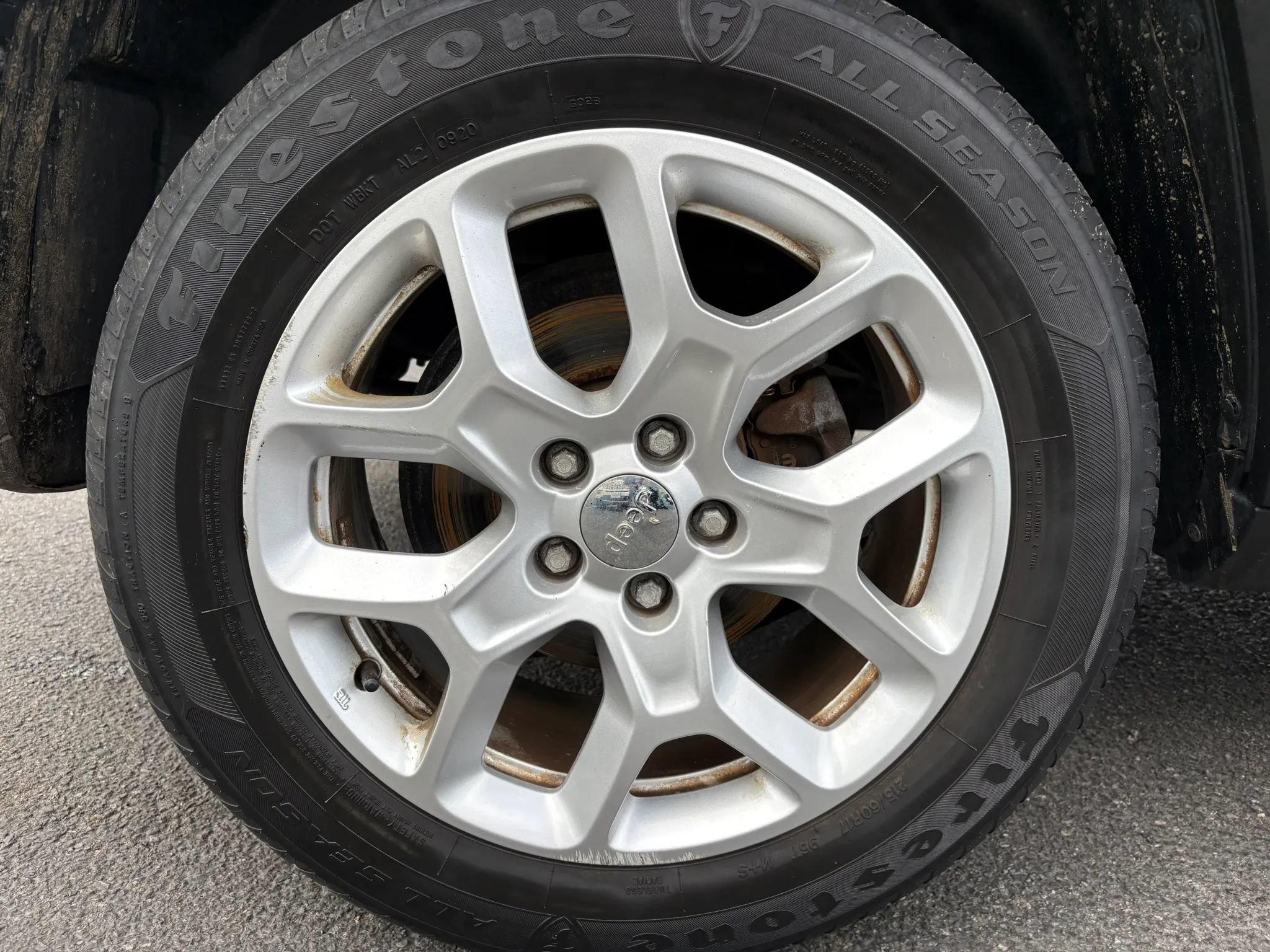 Used 2016 Jeep Renegade Latitude w/ Popular Equipment Group AWD/4WD image 26