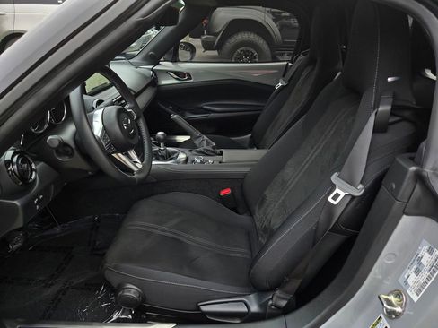 Certified 2024 MAZDA MX-5 Miata Club RWD image 13