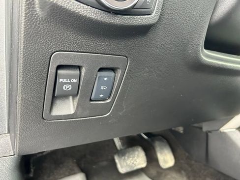 Used 2018 Ford F150 Lariat w/ Equipment Group 502A Luxury AWD/4WD image 31