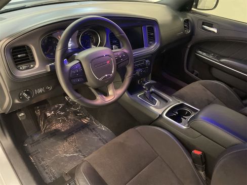 Used 2023 Dodge Charger R/T w/ Plus Group image 2