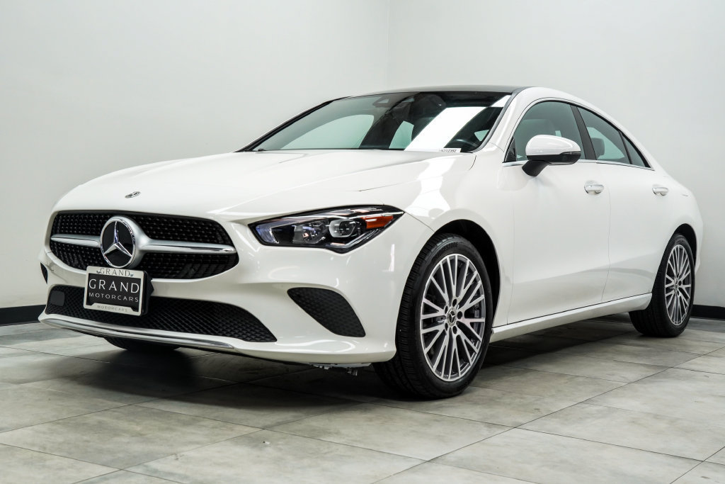 Used 2022 Mercedes-Benz CLA 250 4MATIC image 8