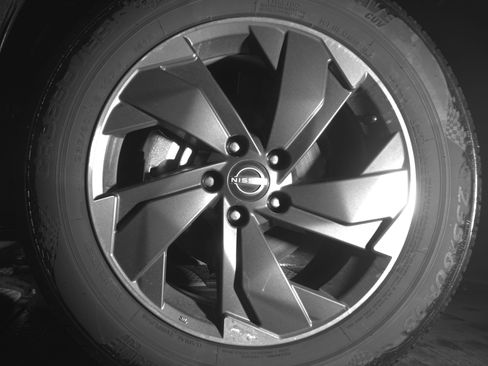 Used 2025 Nissan Rogue SV image 12