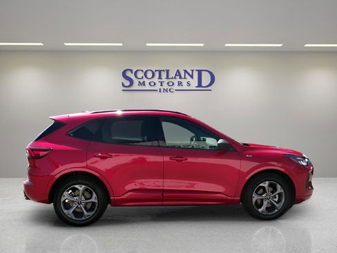 Used 2024 Ford Escape ST-Line image 5