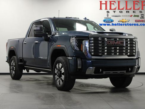 Used 2026 GMC Sierra 2500 Denali w/ Denali Reserve Package AWD/4WD image 1