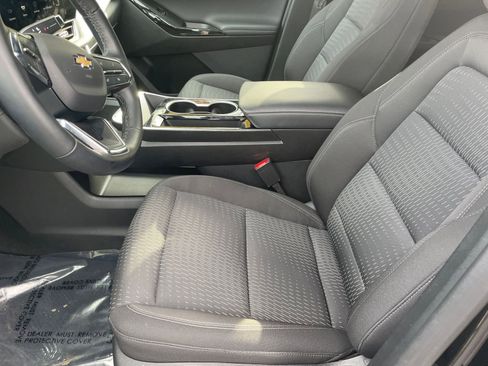 Used 2025 Chevrolet Equinox LT image 23