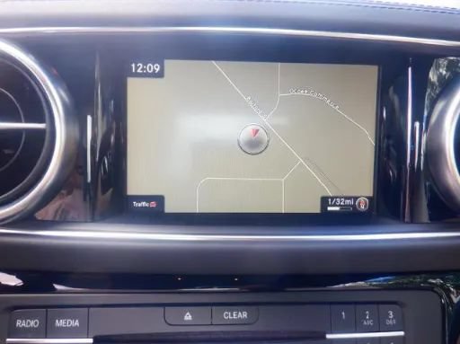 Used 2020 Mercedes-Benz SL 550 image 3
