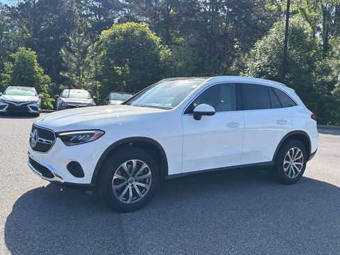 Used 2026 Mercedes-Benz GLC 300 4MATIC image 5
