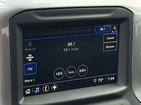 Certified 2023 Chevrolet Silverado 1500 Custom image 17