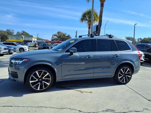 Used 2021 Volvo XC90 T6 Momentum w/ Protection Package image 4