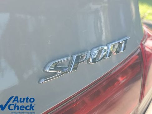 Used 2024 Honda Civic Sport image 8