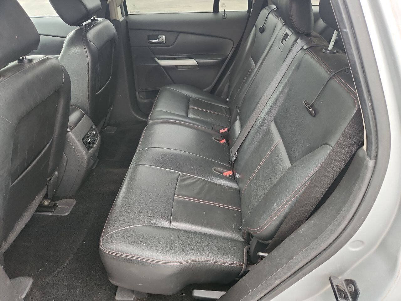 Used 2013 Ford Edge Limited FWD image 16