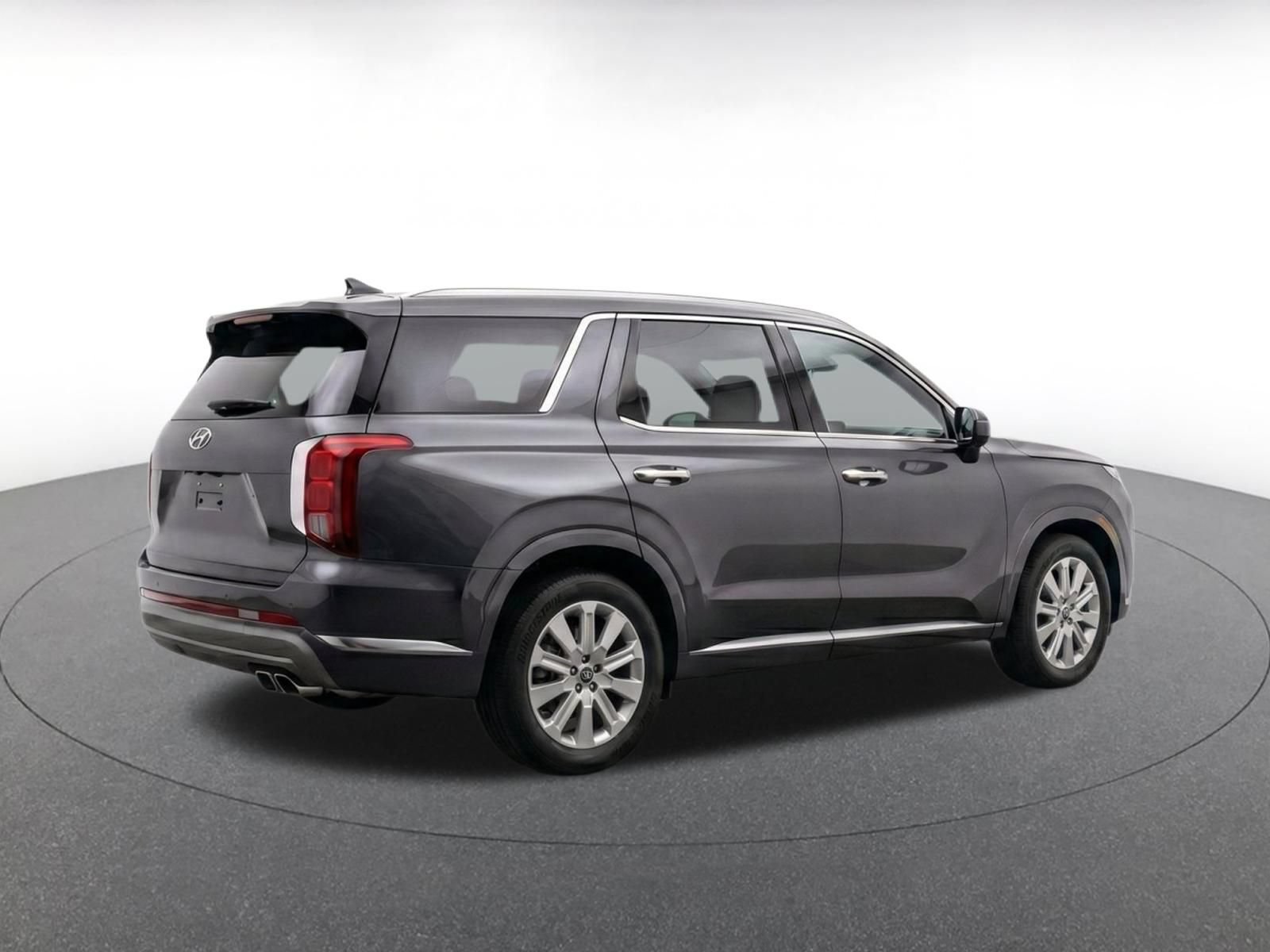 Used 2025 Hyundai Palisade SEL FWD image 8