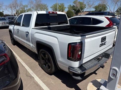 Used 2017 GMC Sierra 1500 SLT w/ SLT Preferred Package RWD image 4