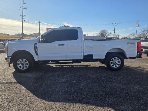 Used 2025 Ford F350 XLT w/ FX4 Off-Road Package image 4