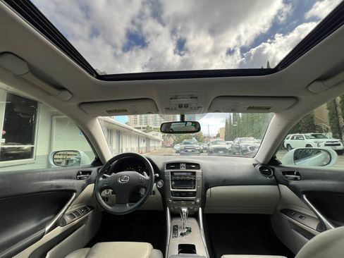 Used 2010 Lexus IS 250 RWD image 17