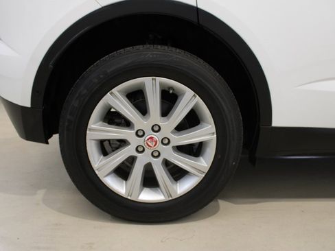 Used 2018 Jaguar E-PACE S image 12