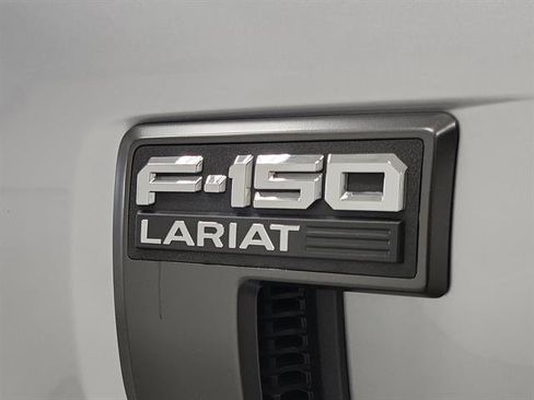 Used 2022 Ford F150 Lariat w/ Max Trailer Tow Package image 6