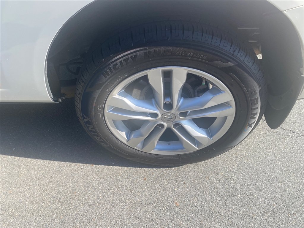 Used 2015 Nissan Rogue S w/ Convenience Package FWD image 7