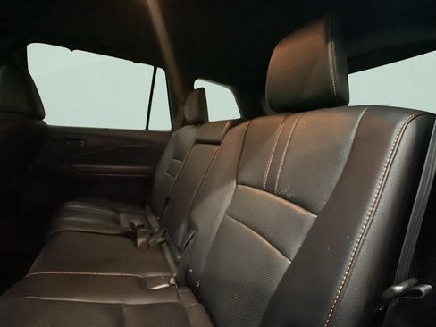 Certified 2023 Honda Passport TrailSport image 19