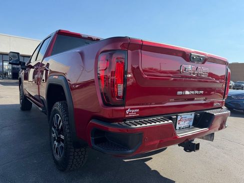 Used 2022 GMC Sierra 2500 AT4 w/ AT4 Premium Plus Package AWD/4WD image 19