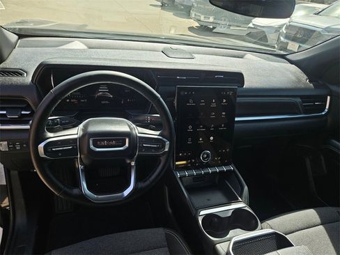 Used 2025 GMC Terrain Elevation image 16