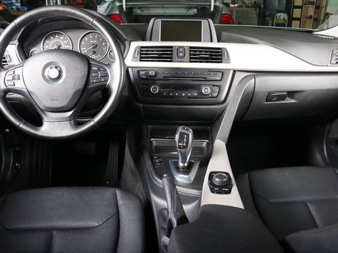 Used 2013 BMW 328i Sedan RWD image 3