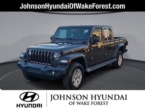 Used 2020 Jeep Gladiator Sport w/ Quick Order Package 24S AWD/4WD image 1