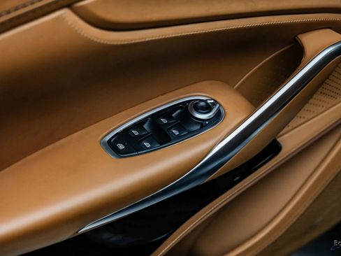 Used 2023 Aston Martin DBX 707 image 93