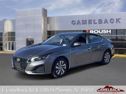 Used 2023 Nissan Altima 2.5 S image 1