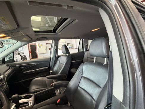 Used 2016 Honda Pilot EX-L image 18