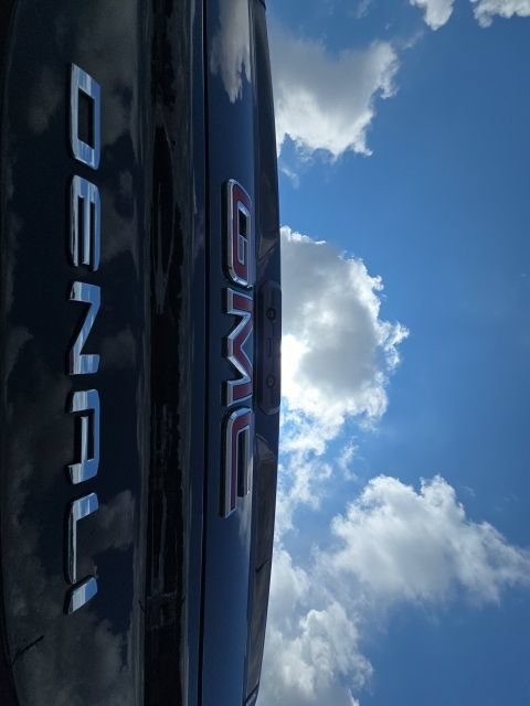 Used 2024 GMC Sierra 2500 Denali w/ Denali Reserve Package AWD/4WD image 10