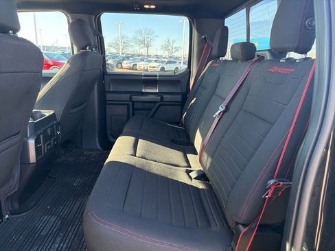 Used 2018 Ford F150 XLT w/ Equipment Group 302A Luxury image 22