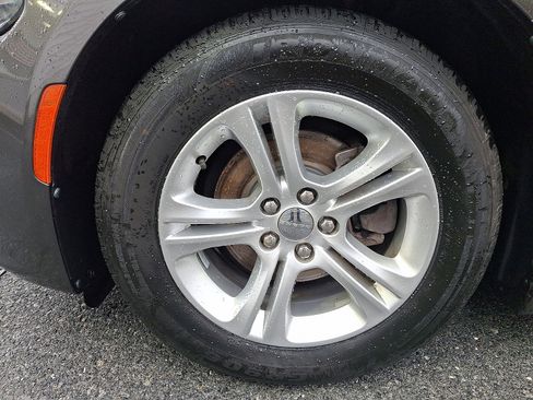 Used 2021 Dodge Charger SXT w/ Leather Interior Group image 9